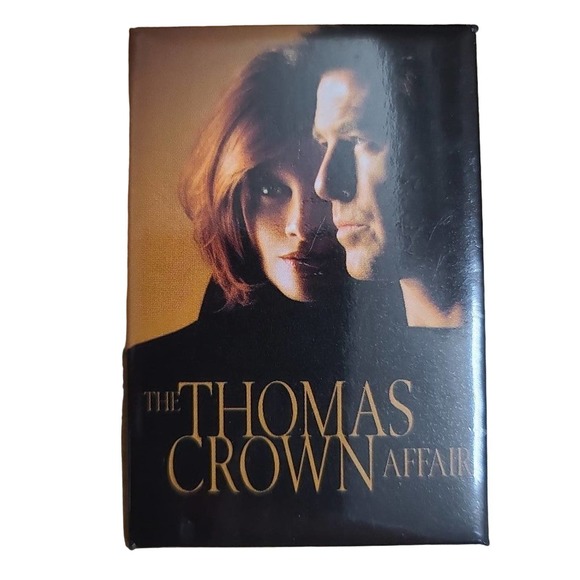 Vintage 1999 Movie Promo The Thomas Crown Affair pin - Picture 1 of 5